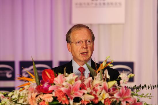 —国际清洁交通委员会(ICCT)总裁 Alan Lloyd博士 —国际清洁交通委员会(ICCT)总裁 Alan Lloyd博士