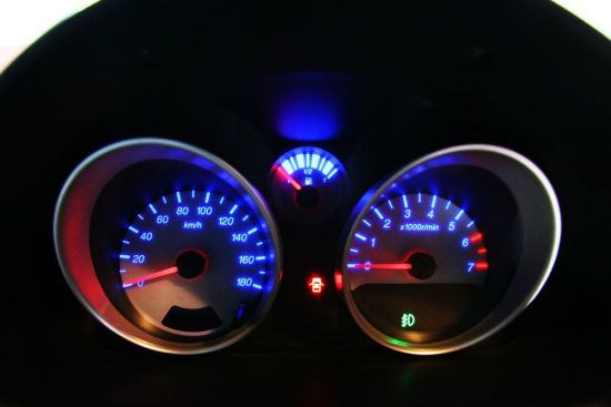 上汽通用乐驰1.2L运动版 上汽通用乐驰1.2L运动版