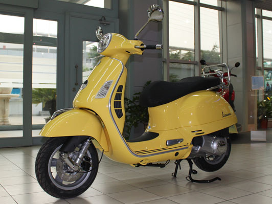 vespa gts250