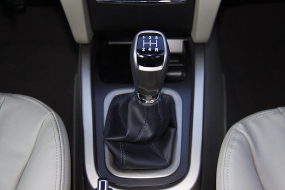 ͼΪ����G3�����ֶ�������