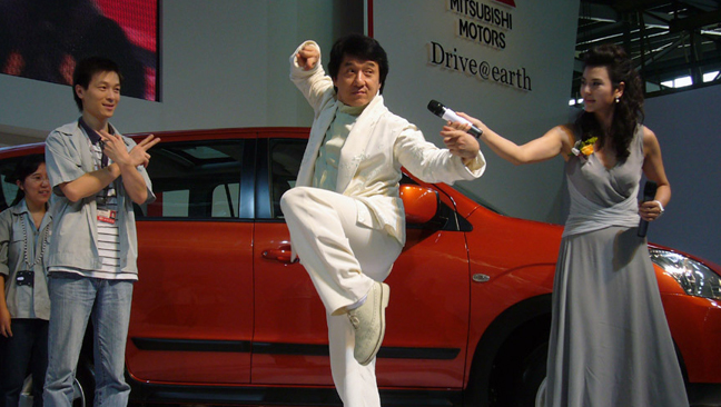  成龙 代言三菱、大众开迪等品牌_厦门车市_新