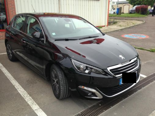 Peugeot 308 Spy 01