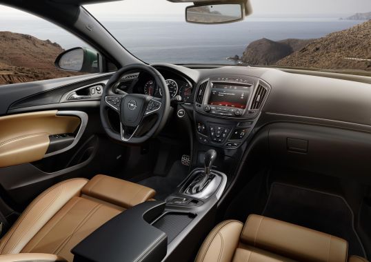 Opel Insignia Facelift 12