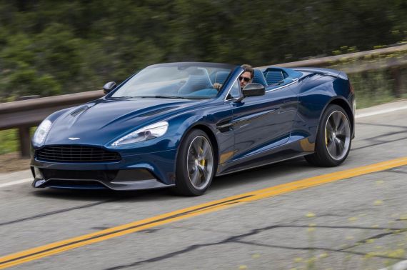 Aston Martin Vanquish Volante 01