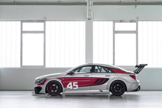 Mercedes-Benz CLA 45 AMG Racing Series 02