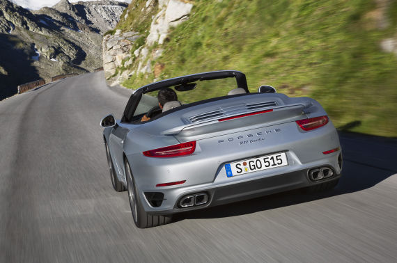 Porsche 911 Turbo Cabriolet 02