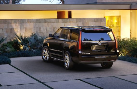 Cadillac Escalade 04