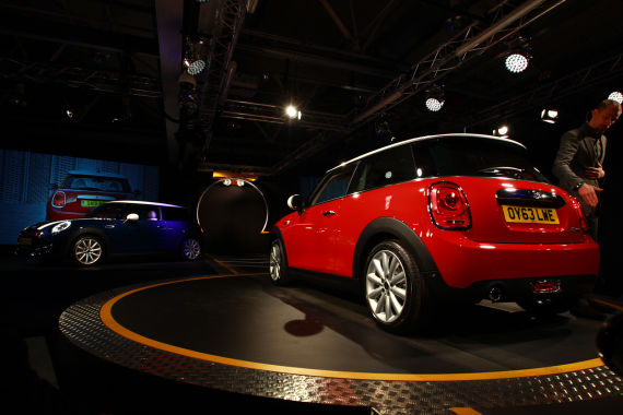 Mini hatchback 2014 08