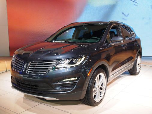 Lincoln MKC Live 02