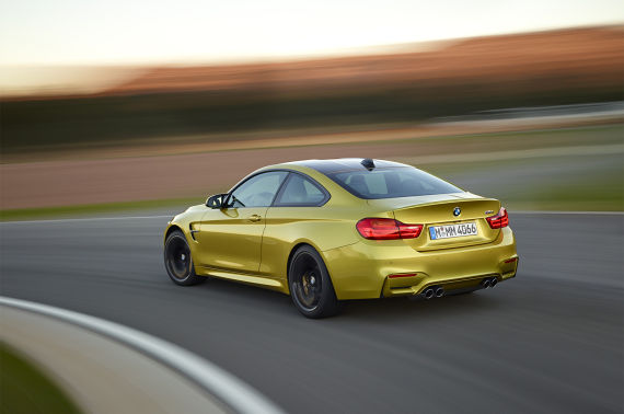 BMW M4 03