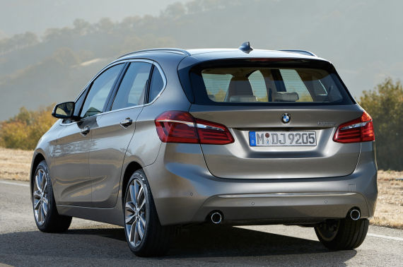 BMW 2-series Active Tourer 13