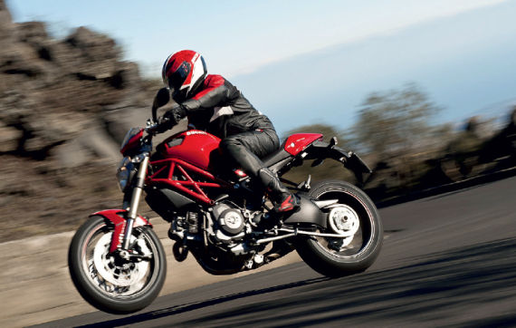 2013Ducati Monster 1100 EVO