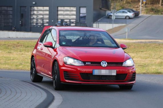 Volkswagen Golf GTI Club Sport spy photo _01