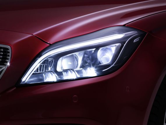新款奔驰CLS十月发布 配备LED大灯
