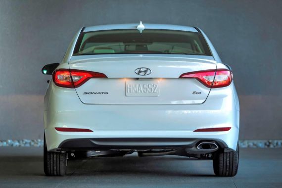 Hyundai Sonata Eco 02