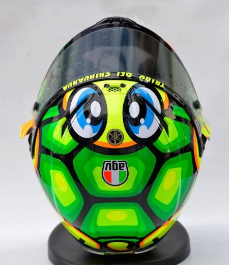 AGV克赛系列罗西小乌龟限量版头盔