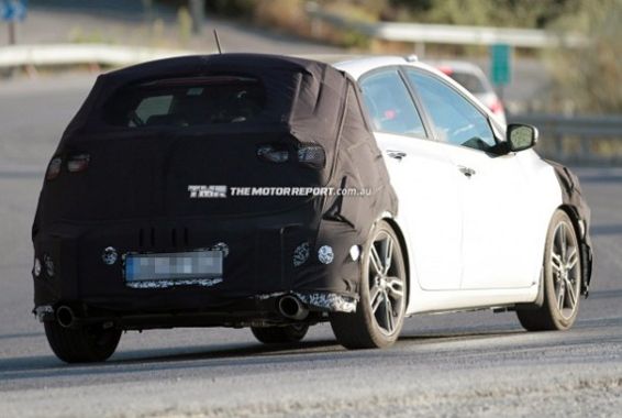 2015_hyundai_i30_SR_turbo_spy_2