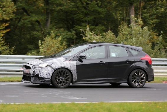 spyshots-2016-ford-focus-rs-spied-1