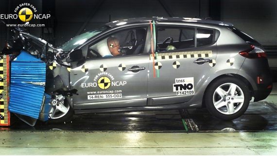 Renault Megane EuroNCAP 03