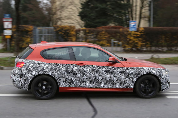 BMW 1-series facelift spy 03