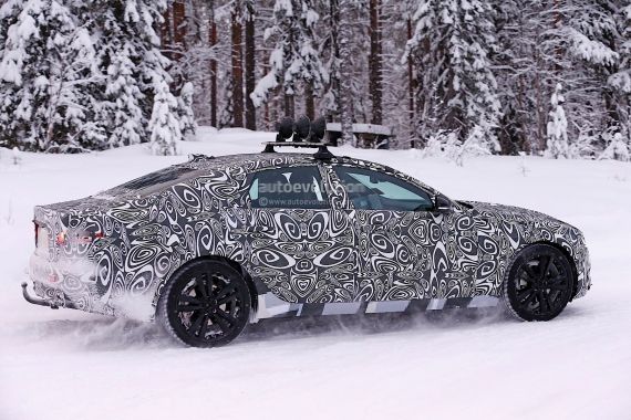 Next Jaguar XF Spy 04