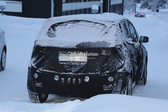 Hyundai ix20 facelift spy 05