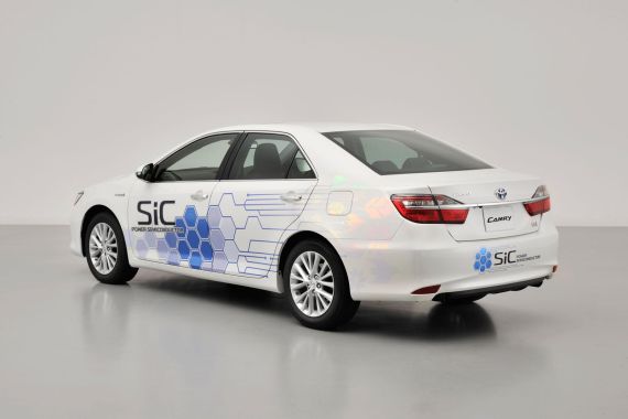 Toyota Camry Hybrid SiC Prototype 02