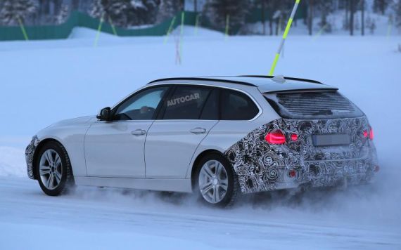 BMW 3-series Facelift spy 02