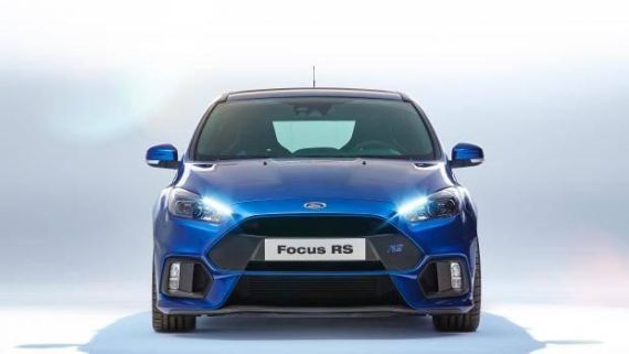 Ford Focus RS 04