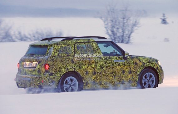 MINI Countryman plug in hybrid spy 06