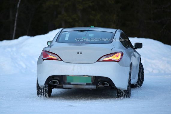 Hyundai Genesis Coupe Spy 05