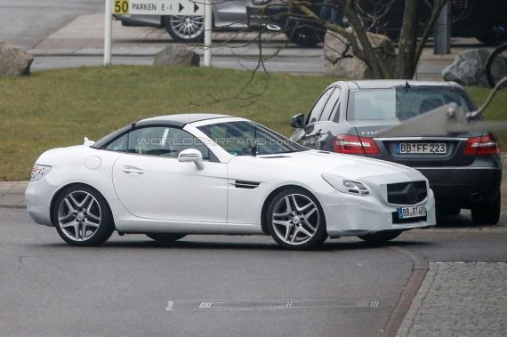 Mercedes SLC spy 04