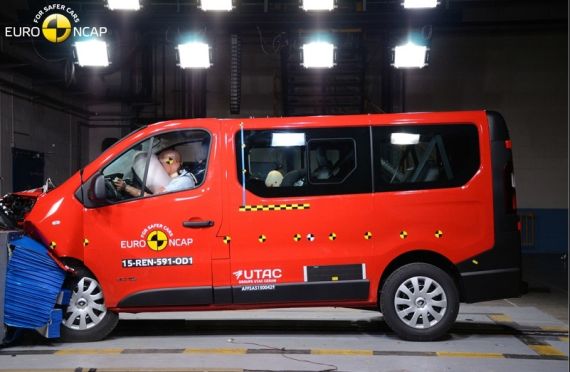 Renault Trafic EuroNCAP 04