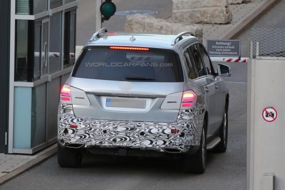 Mercedes-Benz GLS spy 06