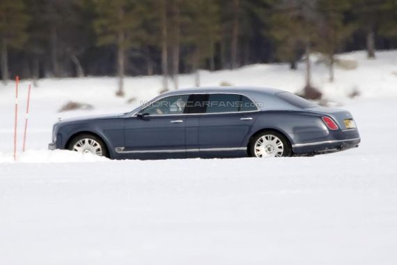 Bentley Mulsanne LWB spy 03