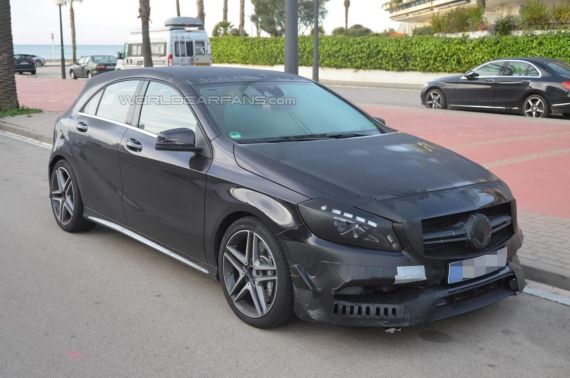 Mercedes-Benz A45 AMG facelift spy 08