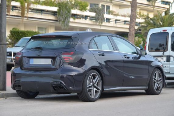 Mercedes-Benz A45 AMG facelift spy 09