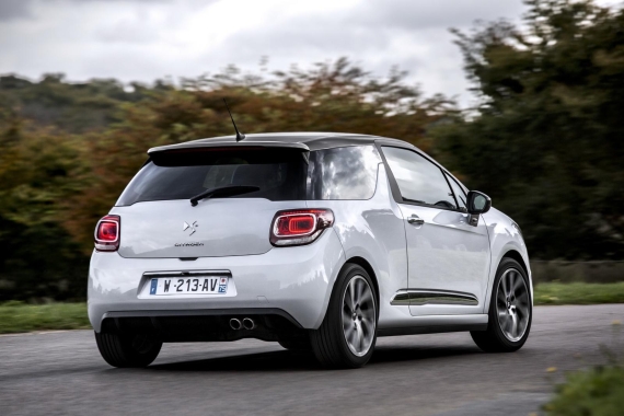 Citroen DS3 PureTech110 EAT6 -02