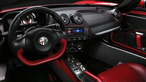 2016 Alfa Romeo 4C Spider_08