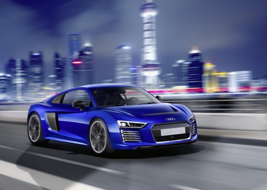 Audi R8 e-tron piloted driving concept 04