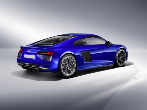 Audi R8 e-tron piloted driving concept 05