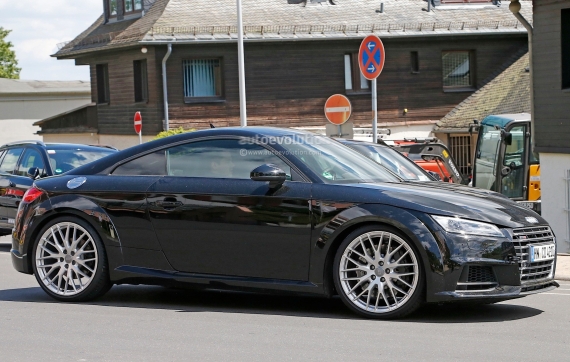 Audi TT RS spy 10