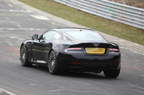 Aston Martin DB11