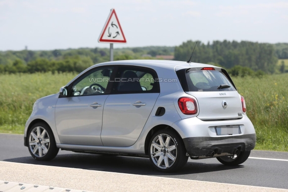 2016 Smart ForFour by Brabus spy photo _06