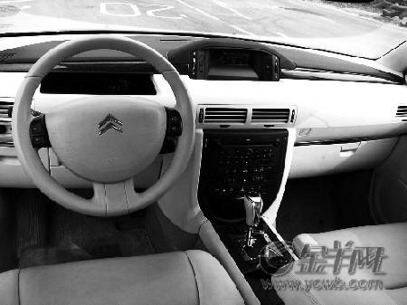 �� ��: 768372 ������
��Ӱ����: ����
�ļ���:car3601.jpg����
�ļ���С:K����
�� X ��:337 X 450����
˵��:car3601.jpg