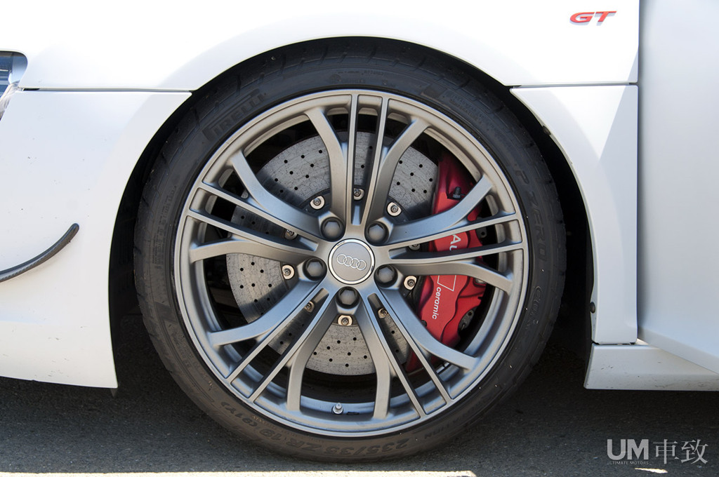 下一代Audi R8采用碳纤维/铝合金底盘　