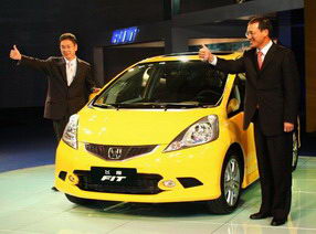 ���ݱ����·ɶȷ�����8.68-12.98��Ԫ