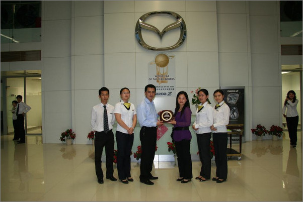 3.15深圳诚信汽车经销商 走进新华强展示报道