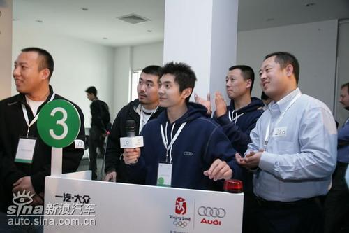 �µ���ɫ��ʻ��ݼӢѵ��Ӫ