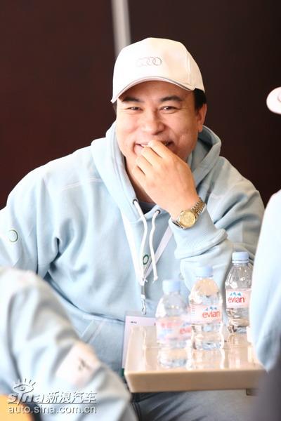 �µ���ɫ��ʻ��ݼӢѵ��Ӫ